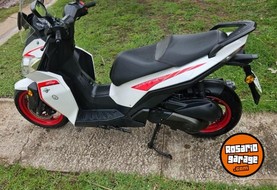 Motos - Benelli Cafenero 150 2017 Nafta 18000Km - En Venta