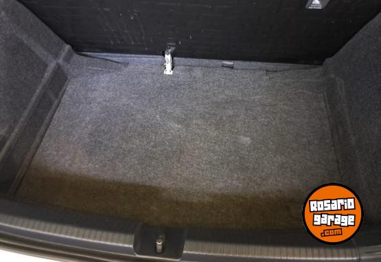 Autos - Volkswagen Polo 2021 Nafta 30000Km - En Venta