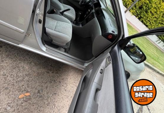 Autos - Toyota Corolla 1.8 XET 2004 Nafta 113000Km - En Venta