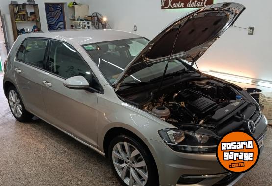 Autos - Volkswagen Golf 2018 Nafta 61000Km - En Venta