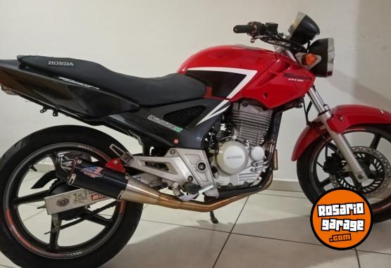 Motos - Honda Twsiter 2014 Nafta 23Km - En Venta