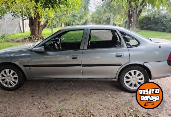 Autos - Chevrolet Vectra 1997 Nafta 342000Km - En Venta