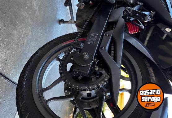 Motos - Bajaj Rouser 2025 Nafta 11700Km - En Venta