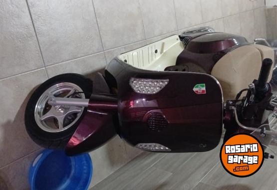 Motos - Motomel Strato 150 2024 Nafta 1500Km - En Venta