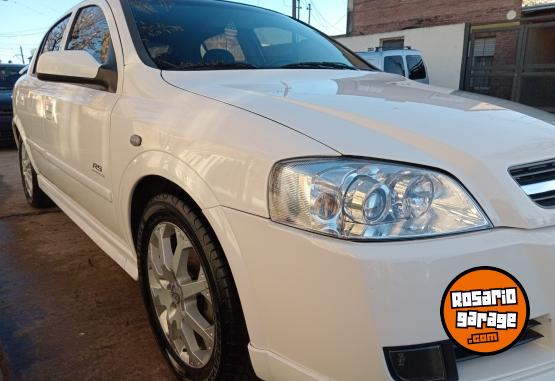Autos - Chevrolet Astra 2008 Nafta 208000Km - En Venta