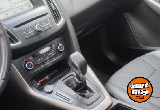 Autos - Ford Focus Se plus 2017 Nafta 65000Km - En Venta