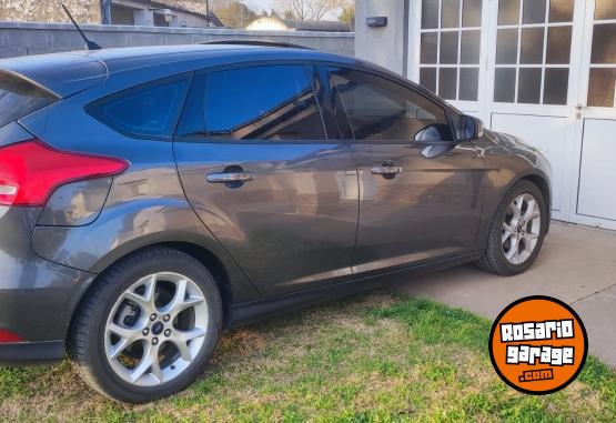 Autos - Ford Focus Se plus 2017 Nafta 65000Km - En Venta