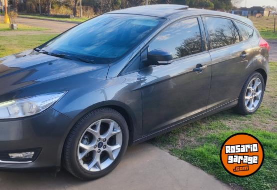 Autos - Ford Focus Se plus 2017 Nafta 65000Km - En Venta