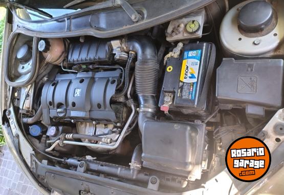 Autos - Peugeot 206 XT Premium 2007 Nafta 236000Km - En Venta