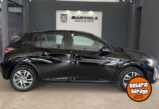 Autos - Peugeot 2008 GT T200 2026 Nafta 0Km - En Venta