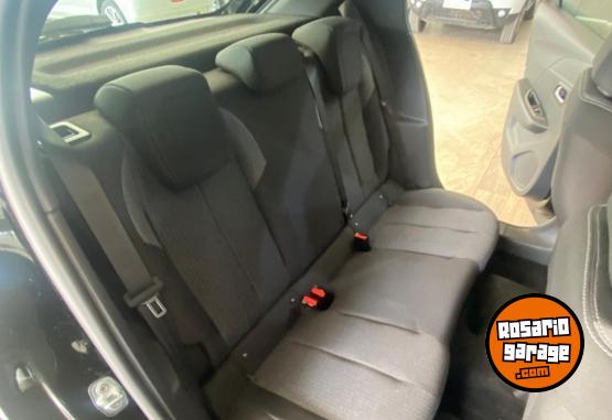 Autos - Peugeot 2008 GT T200 2026 Nafta 0Km - En Venta