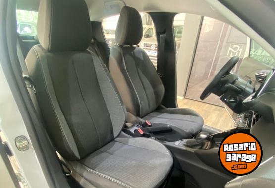 Autos - Peugeot 208 Allure 2026 Nafta 0Km - En Venta