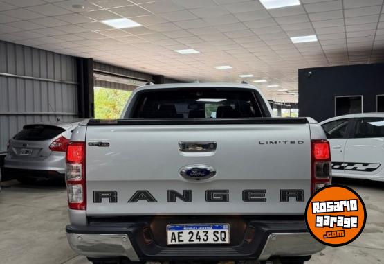 Camionetas - Ford Ranger Limited 4x4 AT 2020 Diesel 140000Km - En Venta