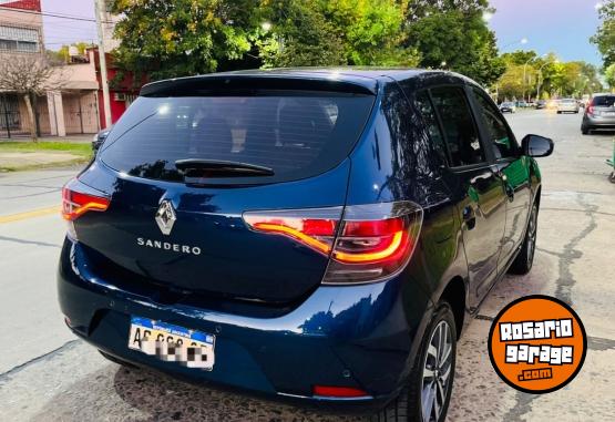 Autos - Renault Sandero intens 2023 Nafta 25000Km - En Venta
