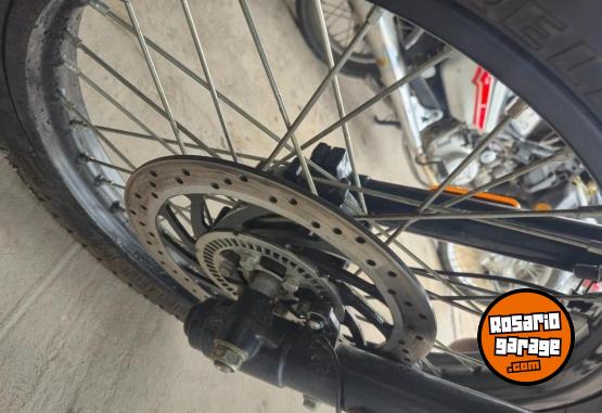 Motos - Royal Enfield Himalayan 411 2022 Nafta 20000Km - En Venta