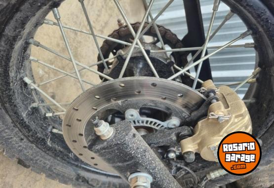 Motos - Royal Enfield Himalayan 411 2022 Nafta 20000Km - En Venta