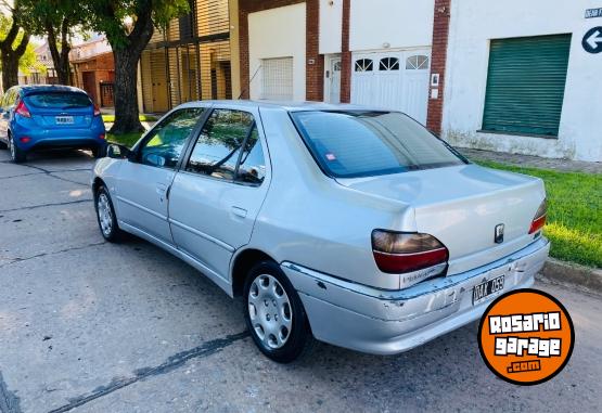 Autos - Peugeot 306 2000 Nafta 150000Km - En Venta