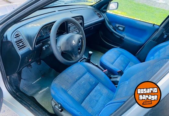 Autos - Peugeot 306 2000 Nafta 150000Km - En Venta