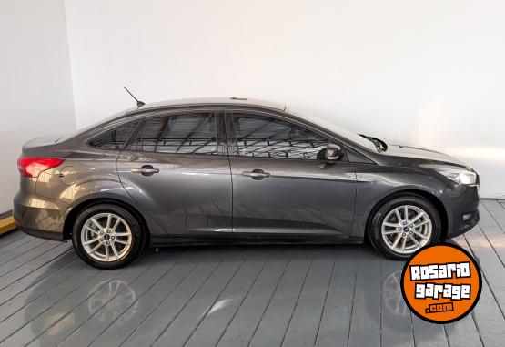 Autos - Ford FOCUS 4P 2,0L N MT SE 2018 Nafta 94391Km - En Venta