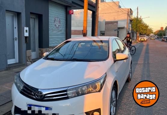 Autos - Toyota Xli 2016 Nafta 240000Km - En Venta