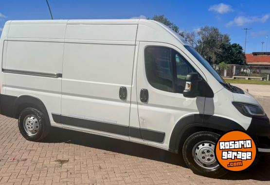 Utilitarios - Peugeot BOXER PREMIUM 2.2 HDI 2020 Diesel  - En Venta
