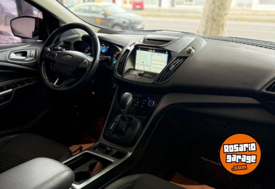 Autos - Ford Kuga SEL 2017 Nafta 100000Km - En Venta