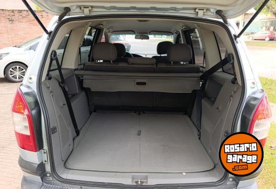 Autos - Chevrolet Zafira ll GL 2.0 7A 2009 Nafta 132000Km - En Venta