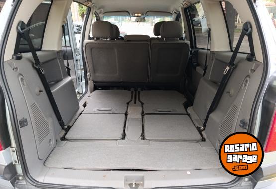 Autos - Chevrolet Zafira ll GL 2.0 7A 2009 Nafta 132000Km - En Venta