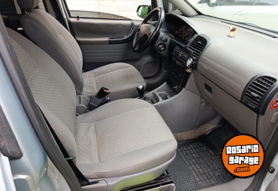 Autos - Chevrolet Zafira ll GL 2.0 7A 2009 Nafta 132000Km - En Venta