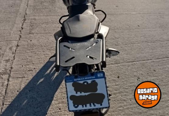 Motos - Bajaj Rouser 160 NS 2024 Nafta 3200Km - En Venta