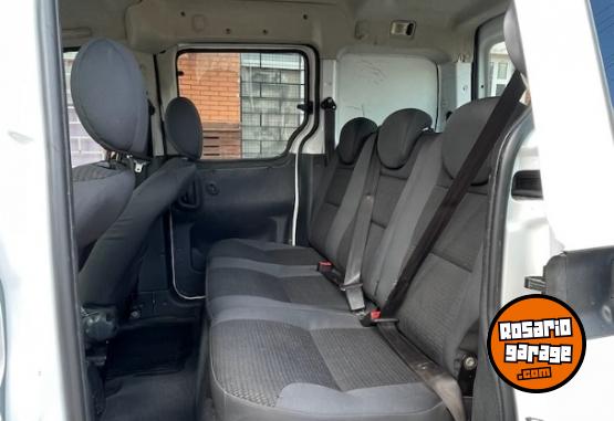 Utilitarios - Peugeot Partner Confort 1.6 2017 Diesel 159000Km - En Venta