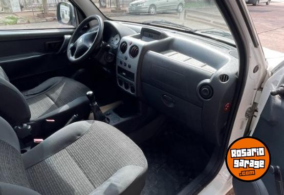 Utilitarios - Peugeot Partner Confort 1.6 2017 Diesel 159000Km - En Venta