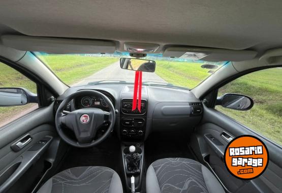 Autos - Fiat SIENA EL 1.6 16v 2015 GNC 106100Km - En Venta