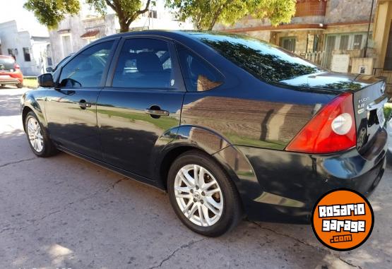 Autos - Ford FOCUS  2.0 GUIA GNC 2010 GNC 188963Km - En Venta