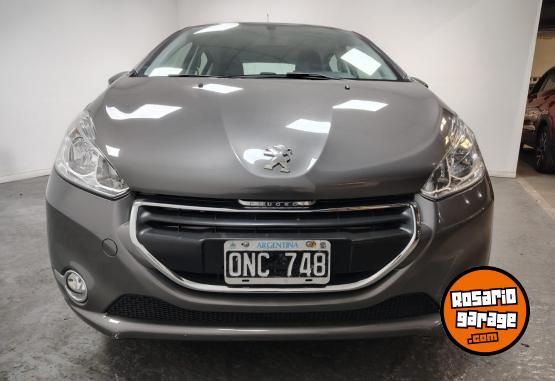 Autos - Peugeot 208 1,5N ALLURE TOUCHSCRE 2014 Nafta 75357Km - En Venta
