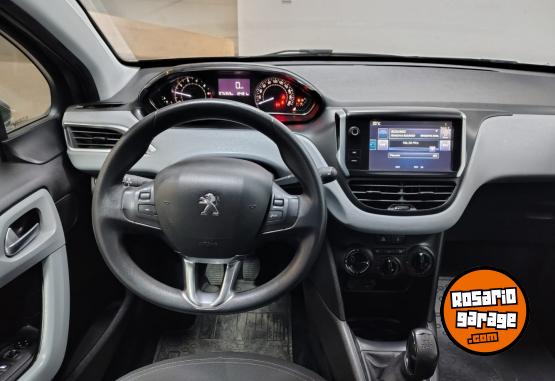 Autos - Peugeot 208 1,5N ALLURE TOUCHSCRE 2014 Nafta 75357Km - En Venta