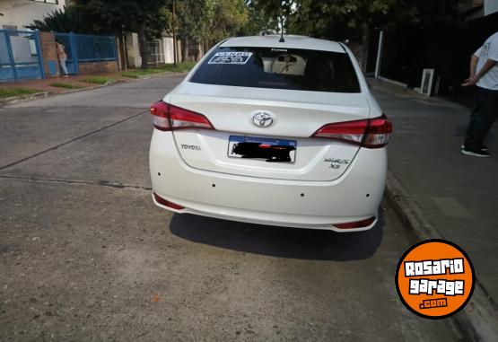 Autos - Toyota YARIS XS SEDAN 2019 Nafta 90000Km - En Venta