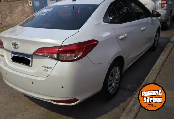 Autos - Toyota YARIS XS SEDAN 2019 Nafta 90000Km - En Venta