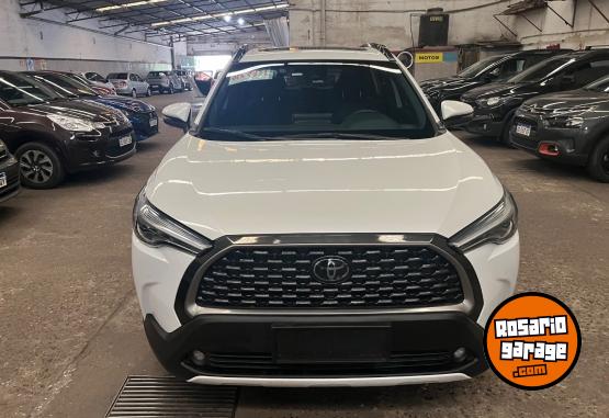 Autos - Toyota Corolla Cross SEG 2022 Nafta 98000Km - En Venta