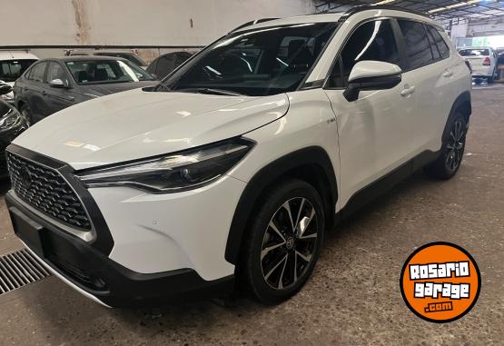 Autos - Toyota Corolla Cross SEG 2022 Nafta 98000Km - En Venta