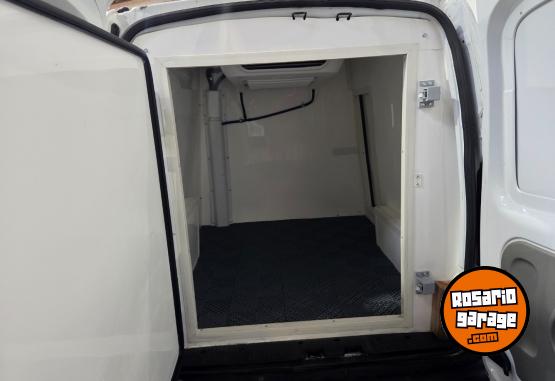 Utilitarios - Renault Kangoo 2013 Nafta 135000Km - En Venta