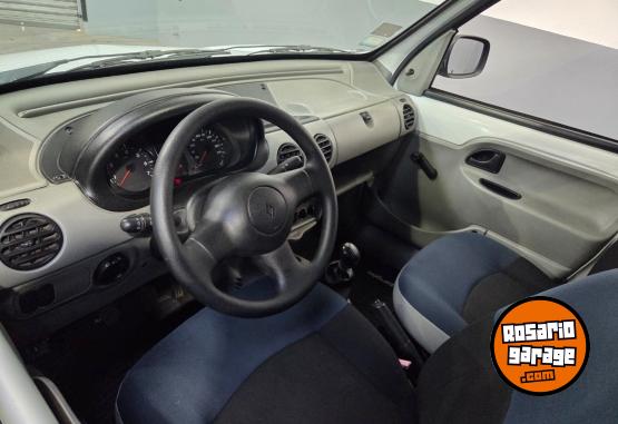 Utilitarios - Renault Kangoo 2013 Nafta 135000Km - En Venta
