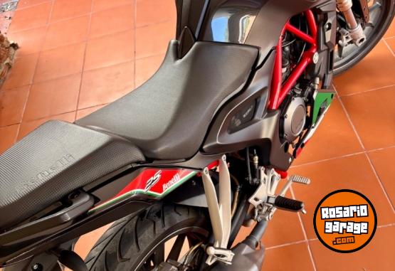 Motos - Benelli TNT 250 2017 Nafta 14000Km - En Venta
