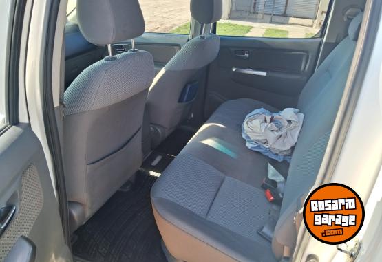 Camionetas - Toyota Hilux 2015 Diesel 165000Km - En Venta