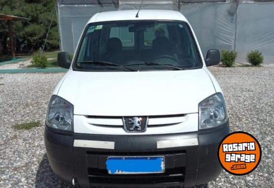 Utilitarios - Renault Partner 2017 Nafta 90000Km - En Venta