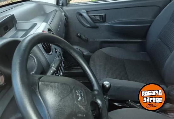 Utilitarios - Renault Partner 2017 Nafta 90000Km - En Venta