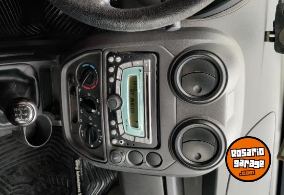 Autos - Ford Ka base 2011 Nafta 129000Km - En Venta