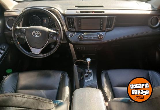 Autos - Toyota RAV4 4x2 VX AT 2017 Nafta 169000Km - En Venta