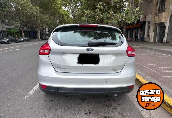 Autos - Ford Focus Titanium 2015 Nafta 85379Km - En Venta