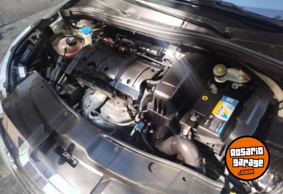 Autos - Peugeot 2008 2019 Nafta 100000Km - En Venta